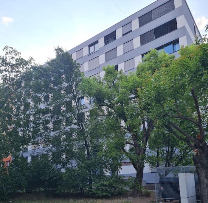 Lägenhet Linhs Place