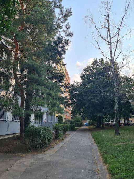 Linhs Place * Prag